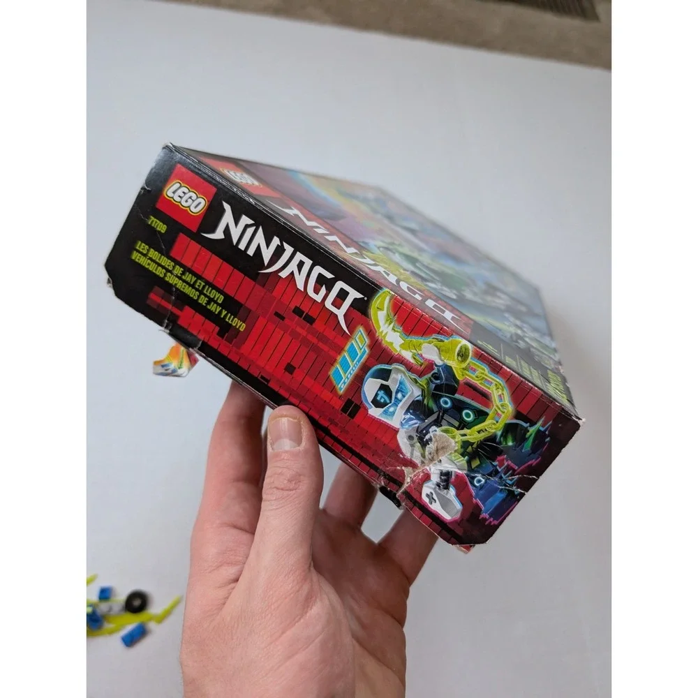 INCOMPLETE READ Lego‎ Ninjago Jay and Lloyds Velocity Racers 71709 in Box